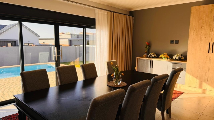 3 Bedroom Property for Sale in Somerton Estate Free State